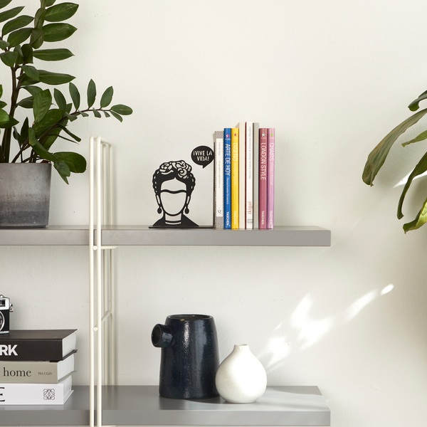 alvi Serre-livres Frida Couleur noir Serre-livres décoratif avec les contours emblématiques de Frida