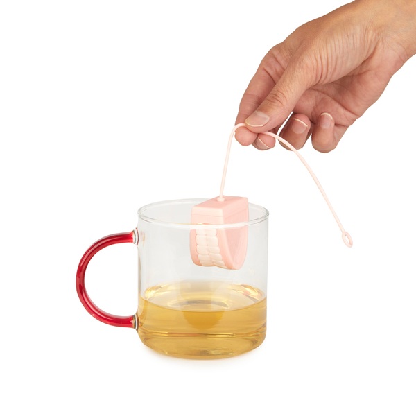 Balvi Infusor té TEAth Color Rosa Simula una prótesis dental Silicona