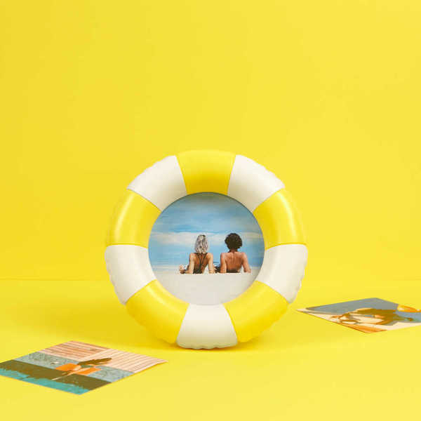 Balvi - Floats Balvi Marco Floats Color amarillo Marco redondo con diseño de flotador Resina