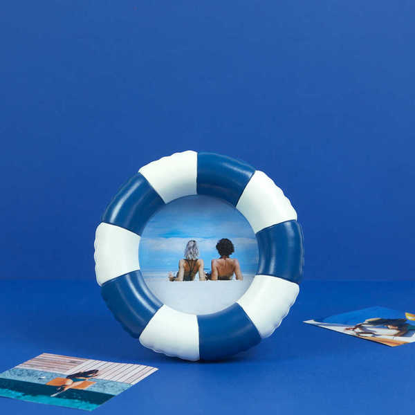Balvi - Floats Balvi Cadre photos Floats Couleur bleu Cadre rond en forme de bouée Résine