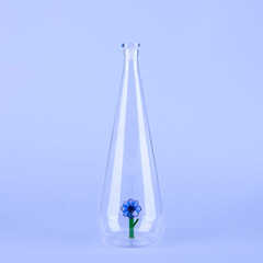 alvi - Botanical Anemone Balvi Bouteille Botanical Anemone Couleur bleu Fabriquée à la main en boros