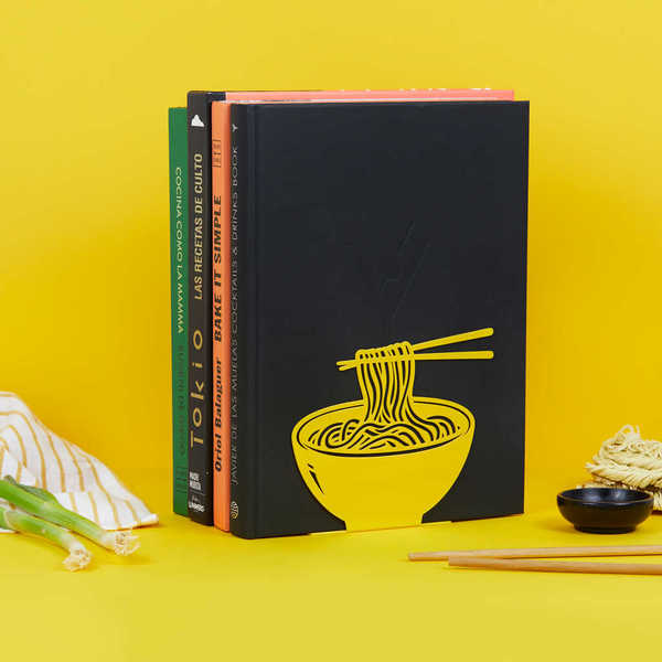 Balvi - Ramen Balvi Sujetalibros Ramen Color amarillo Diseño original con forma de ramen Metal