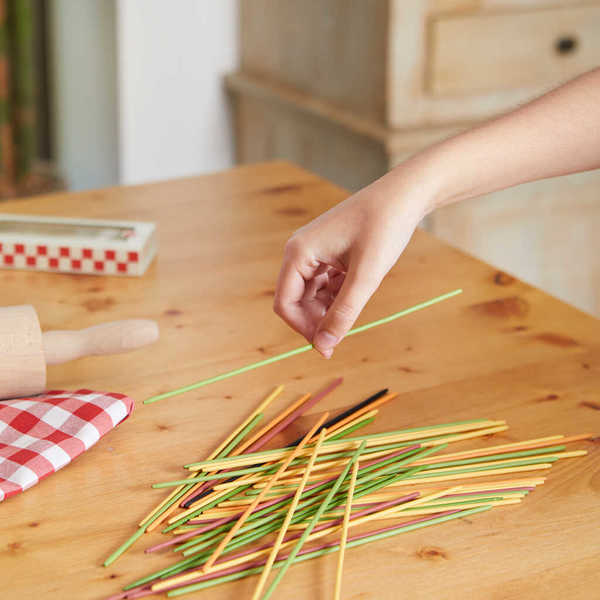 alvi - Mikadetti Balvi Juego de mesa Mikadetti Juego de habilidad Mikado en versión espaguetis Bambú