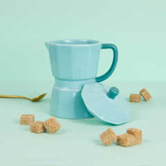 alvi - Moka Balvi Mug Moka Colore turco Tazza a forma di caffettiera italiana con coperchio Ceramica