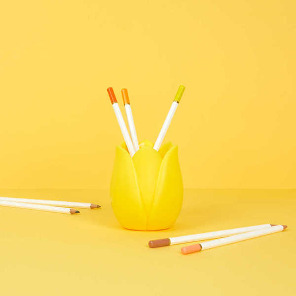 Balvi - Tulip Balvi Pen holder Tulip Yellow colour Original tulip-shaped design Plastic