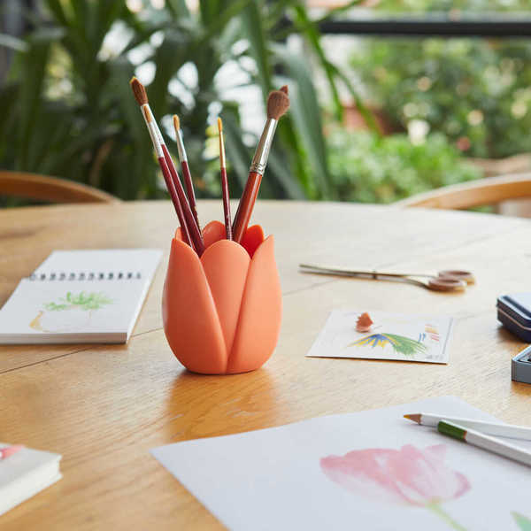 alvi - Tulip Balvi Schreibutensilienbehälter Tulip Orange Farbe Originelles Design in Form einer Tul