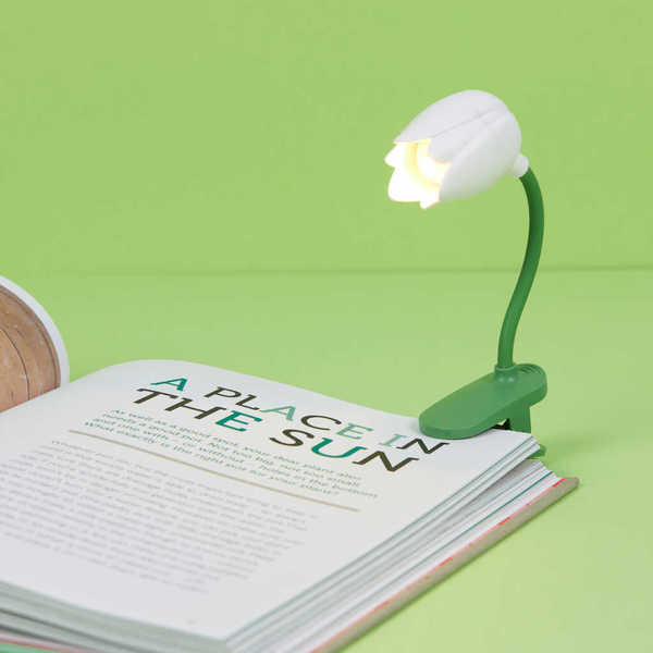 alvi - Tulip Balvi Book light Tulip White colour Tulip-shaped lamp with clip and flexible arm for re