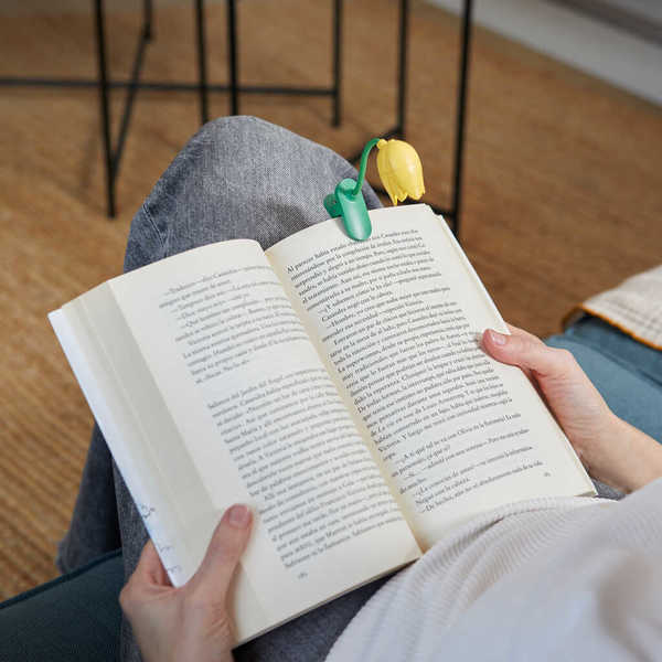 alvi - Tulip Balvi Leselampe Tulip Gelb Farbe Flexible Leselampe mit Klemme in Tulpenform zum Lesen