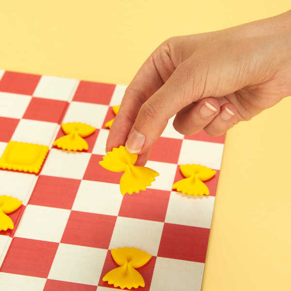 alvi - Checkroli Balvi Juego de mesa Checkroli Juego de damas con forma de pasta italiana Plástico/c