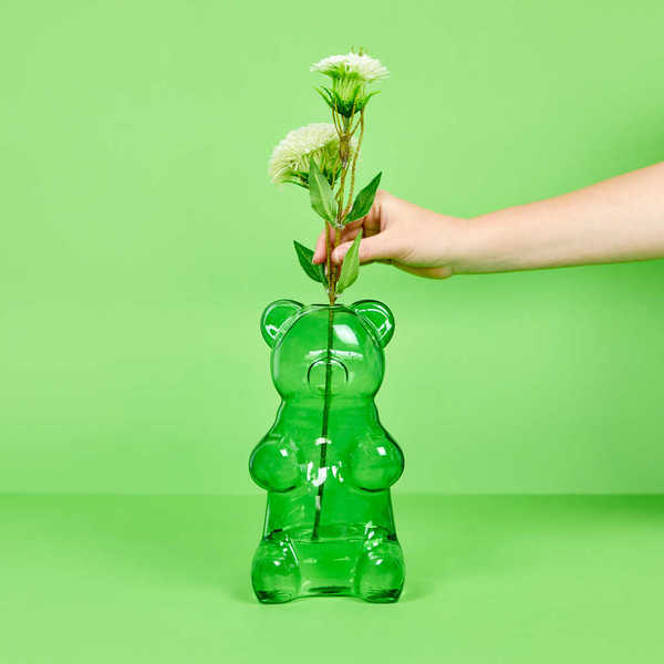 Balvi - Yummy Bear Balvi Vase Yummy Bear Couleur vert En forme de bonbon ourson Verre 24 cm