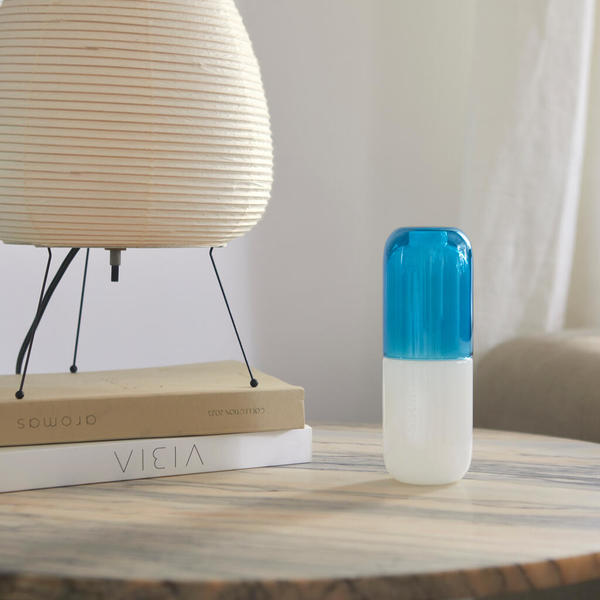 Balvi Botella & Vaso Water Pill Color blanco/azul Una píldora para calmar la sed Vidrio 550ml