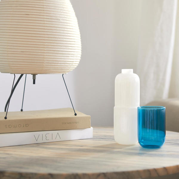 Balvi Botella & Vaso Water Pill Color blanco/azul Una píldora para calmar la sed Vidrio 550ml