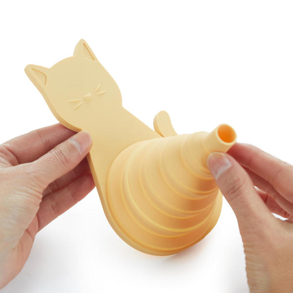 Balvi Entonnoir Meow Couleur orange Pliable, aimanté et en forme de chat Silicone