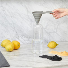 Balvi Imbuto Meow Colore grigio Pieghevole e magnetico, a forma di gatto Silicone