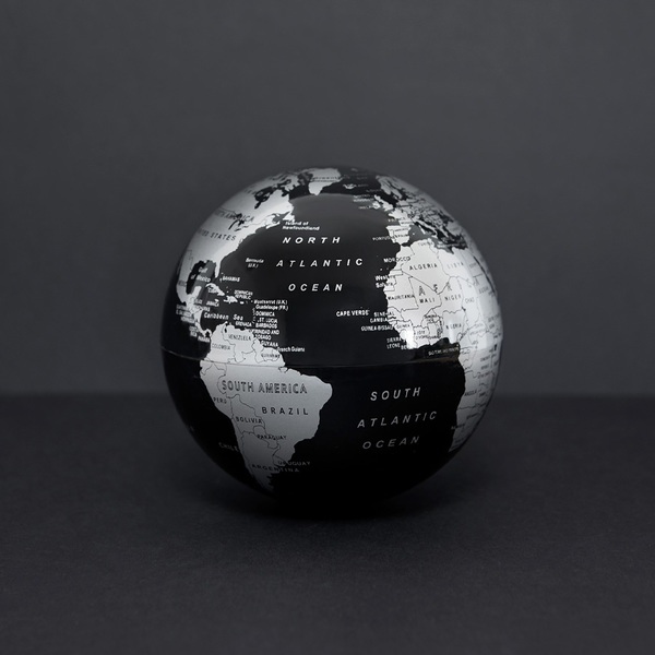 Balvi Globe Magic 360º Rotary function Black colour Polystyrene 14cmORIGINAL