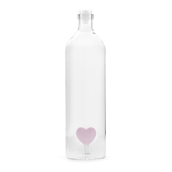alvi Bottle Love Bottle for water It contains the figure of a heart It includes a Silicone tap Boros
