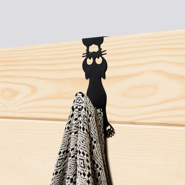 Balvi Aufhänger für Türen Curious Cat Farbe Schwarz Ein Form einer Katze Metall 21 cmLUSTIGES DESIGN