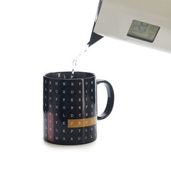 Balvi Mug Alphabet Soup Cambia de color! Taza con dibujo de sopa de letras Capacidad: 290ml Cerámica