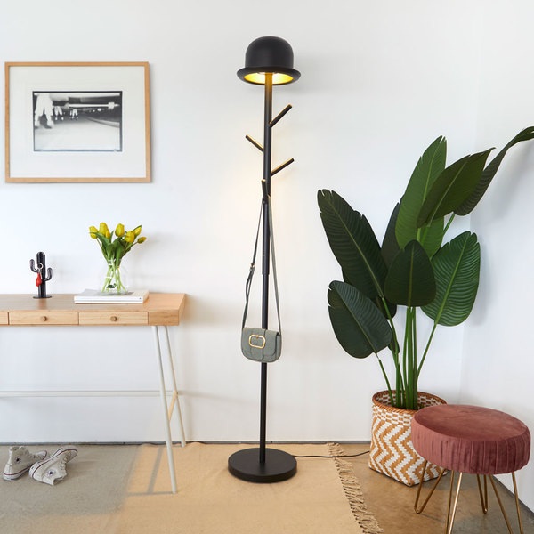 alvi Kleiderständer und Stehlampe Chapeau Farbe Schwarz Kleiderständer und Stehlampe in einem Modern