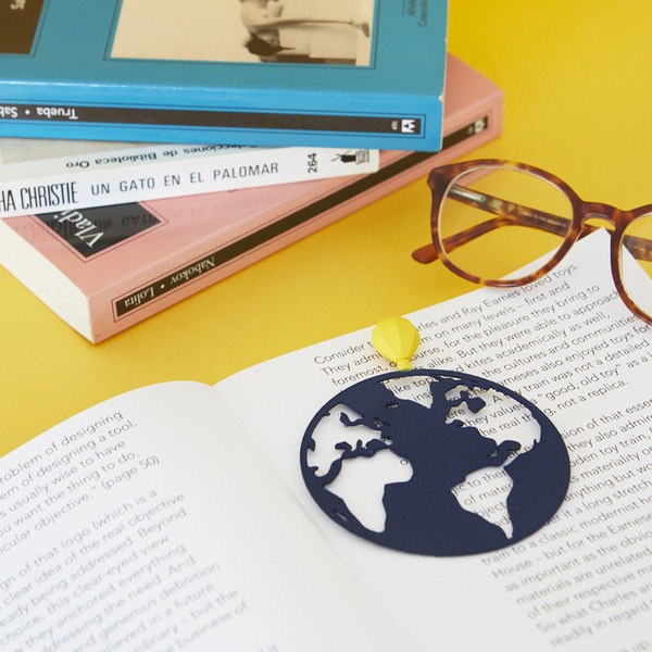 alvi Marque-page Globetrotter Couleur bleu Article de papeterie original Marque-page amusant en form