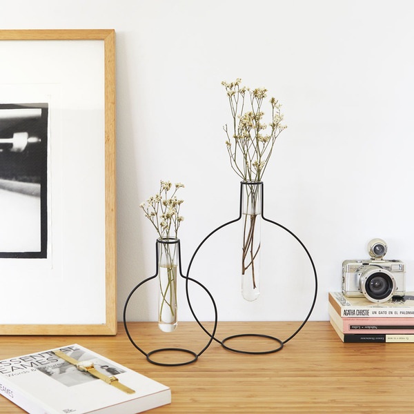 alvi Vase Round Silhouette XL Black colour Decorative glass vase in test tube form with beautiful me