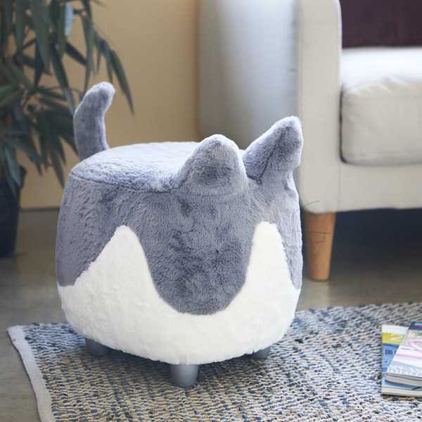 alvi Taburete Le Minou Color gris/blanco Reposapiés con forma de gato Muy suave Patas de madera Made