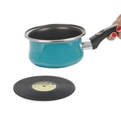 Balvi Sottopentola Vinyl Colore nero A forma di disco in vinile di Silicone 15 cmPRATICO
