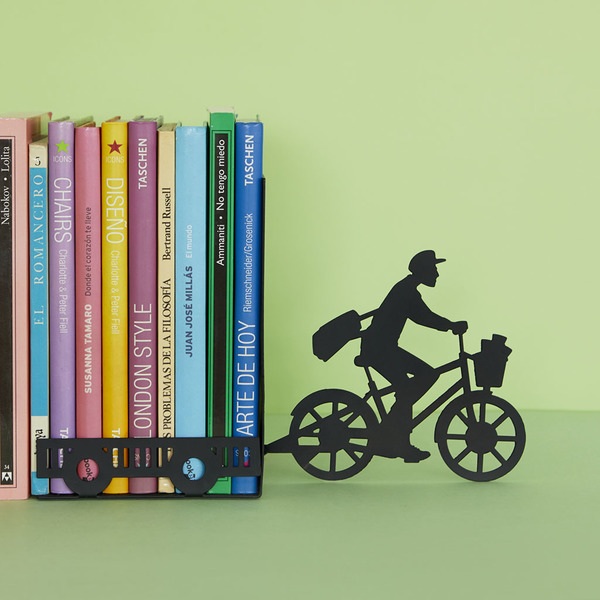 Balvi Bücherstütze Postman Farbe schwarz Dekorativ MetallDEINE BÜCHER SIND IN SICHERHEIT
