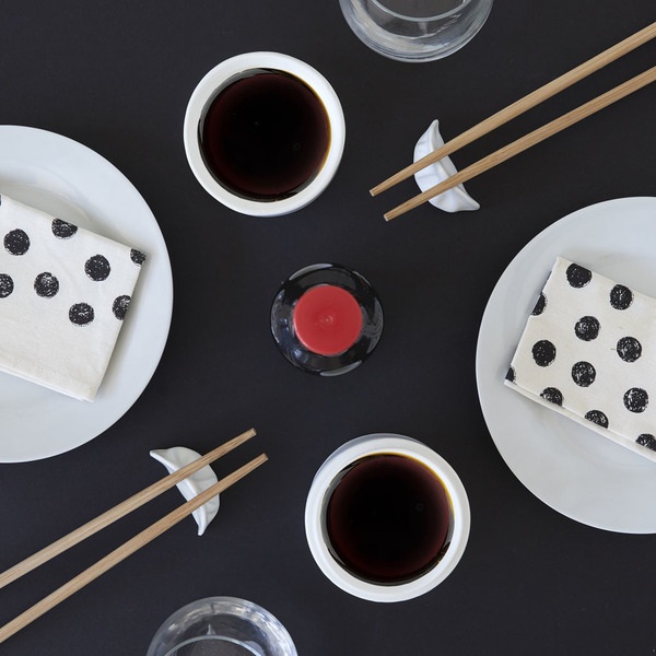 alvi Sushi set Mushiki Color blanco Recipiente para Soya con Soporte de Palillos en Forma de Vaporer