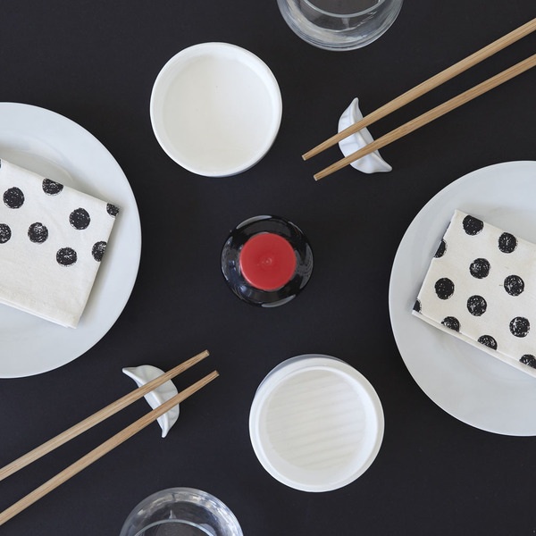 alvi Sushi set Mushiki Color blanco Recipiente para Soya con Soporte de Palillos en Forma de Vaporer