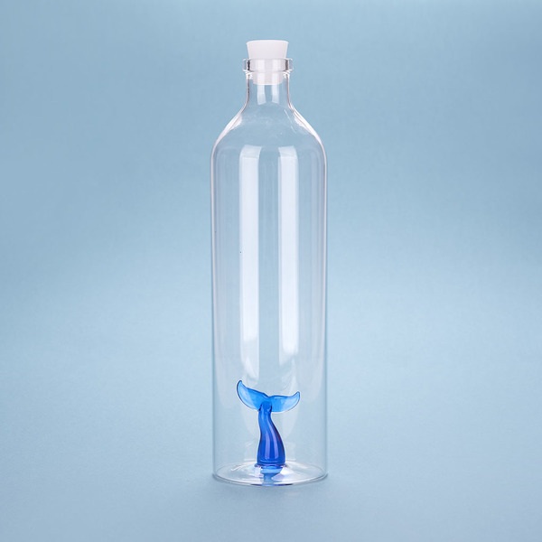 Balvi Botella Tail Color azul Con figura en forma de cola de ballena Borosilicato