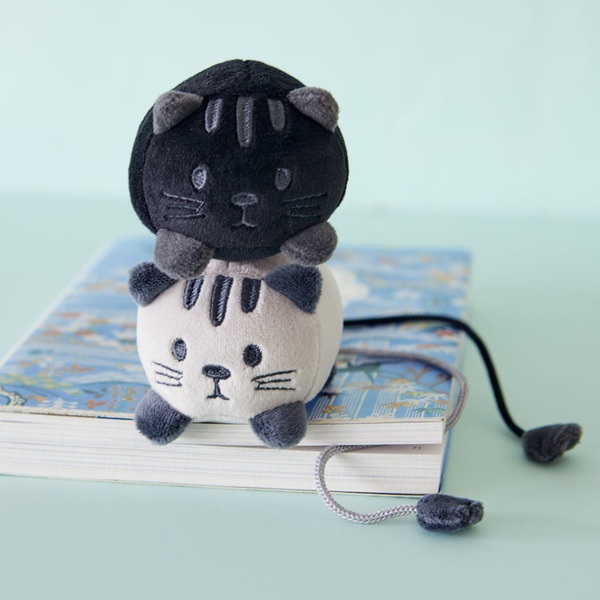 Balvi Marcapáginas Kitty Color negro Divertido punto de libro en forma de gato Poliéster