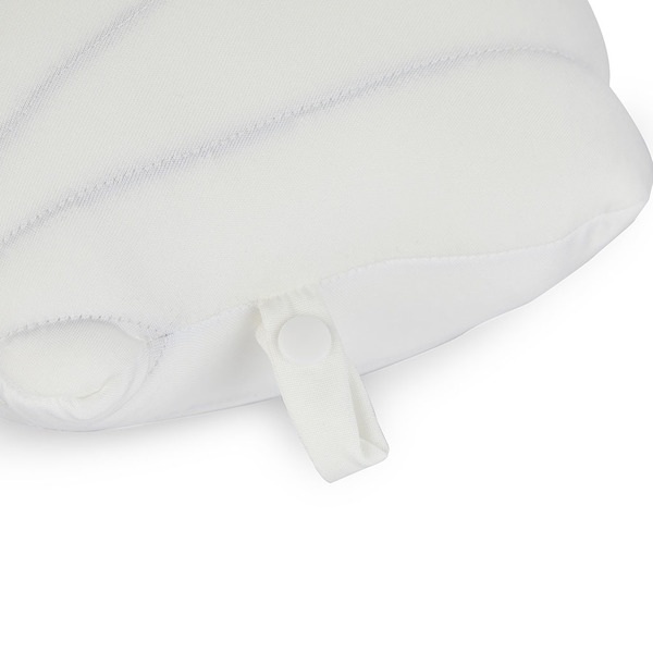 Balvi Cojín veraniego Summer Shell Color blanco Almohada en forma de concha de mar Poliéster