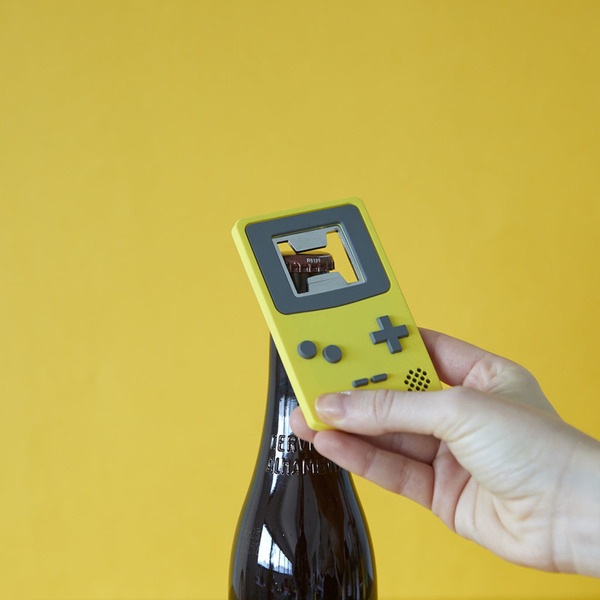 alvi Abrebotellas Start Game Color amarillo Magnético El regalo ideal para un gamer Plástico/metal 1