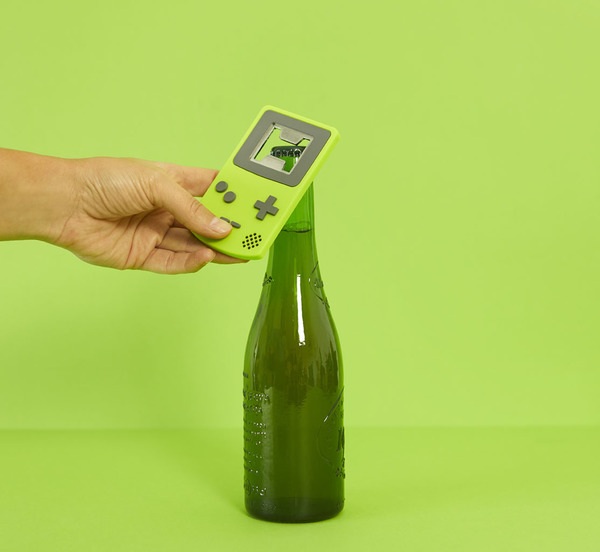 alvi Abrebotellas Start Game Color Verde Diseño divertido y colorido con forma de Game Boy Plástico/