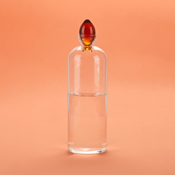 Balvi Botella de agua Gourami Color ámbar Con Tapón en Forma de Pez 1