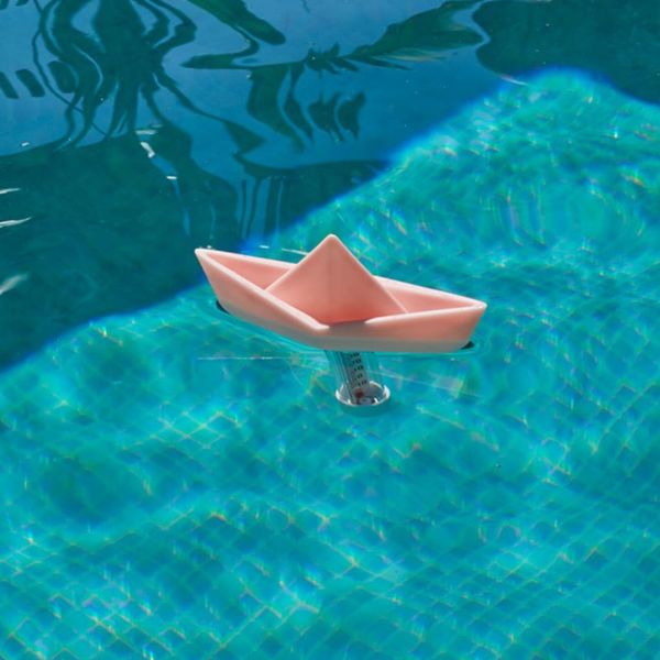Balvi Termómetro piscina Paper Boat Color Rosa Barco flotante de origami Plástico 15x16 cm