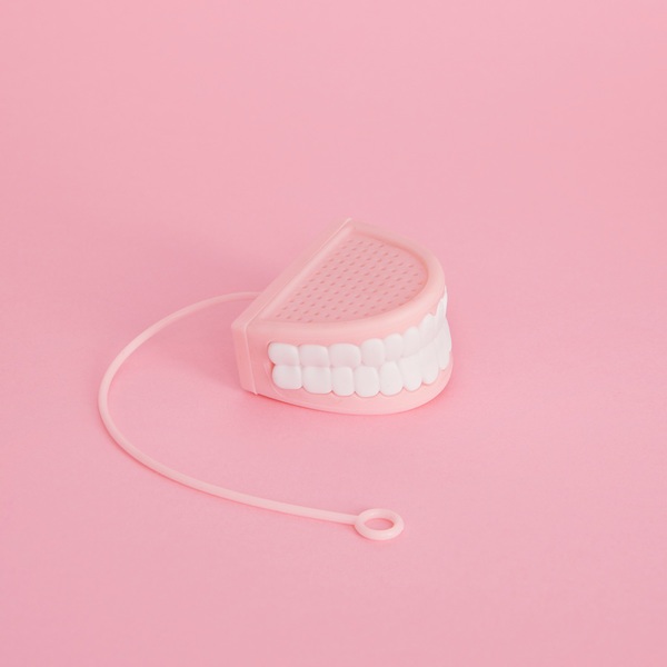 Balvi Infusor té TEAth Color Rosa Simula una prótesis dental Silicona