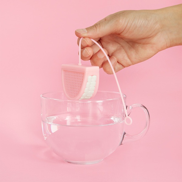 Balvi Infusor té TEAth Color Rosa Simula una prótesis dental Silicona