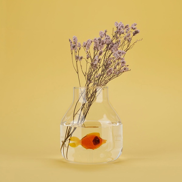 alvi Vase Atlantis Couleur ambre Vase conique avec un poisson en verre en son centre Vase pour fleur