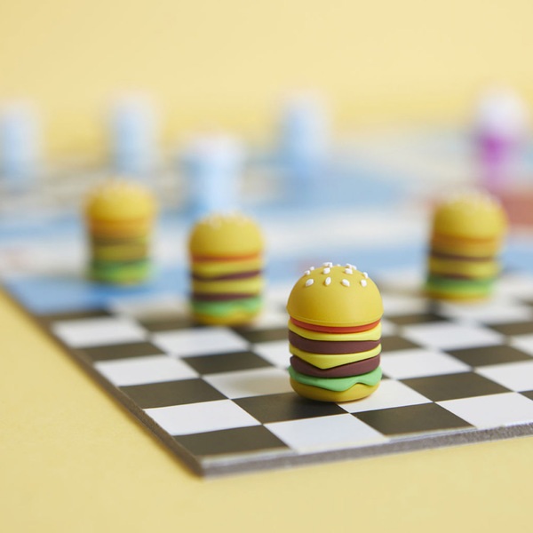Balvi Juego de mesa Ludo's Diner Parchís en versión restaurante de comida rápida Plástico