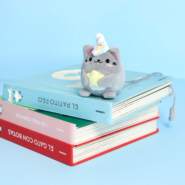 alvi Marcapáginas Fluffy Kawaii Starry Color gris Gato unicornio con estrella Suave y esponjoso Poli