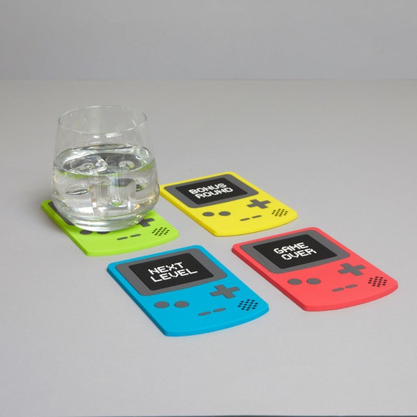 Balvi Untersetzer Start Game Videospiele im Retro-Design 4-teilig Kunststoff