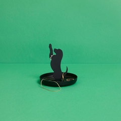 Balvi Ringhalter Puppy Farbe Schwarz Schmuckhalter in Form einer Hundesilhouette Metall