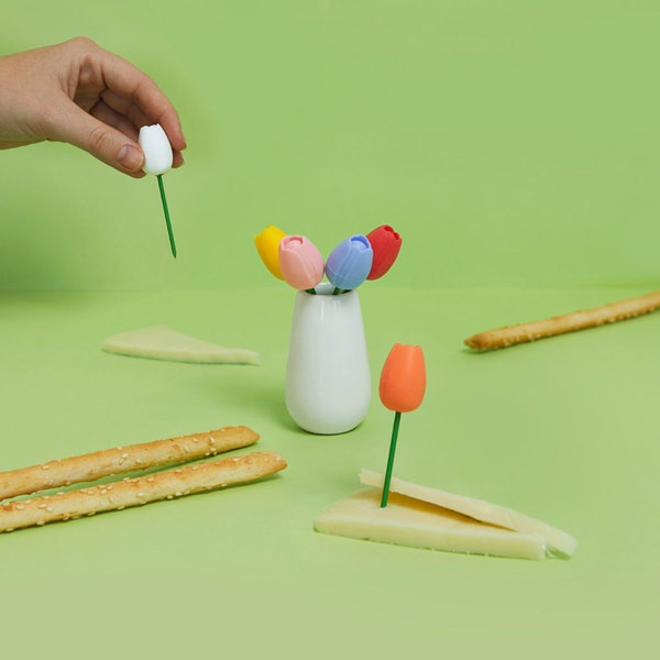 Balvi Tenedor aperitivo Tulip 6 pinchos con forma de tulipanes de color Cerámica/inox/silicona