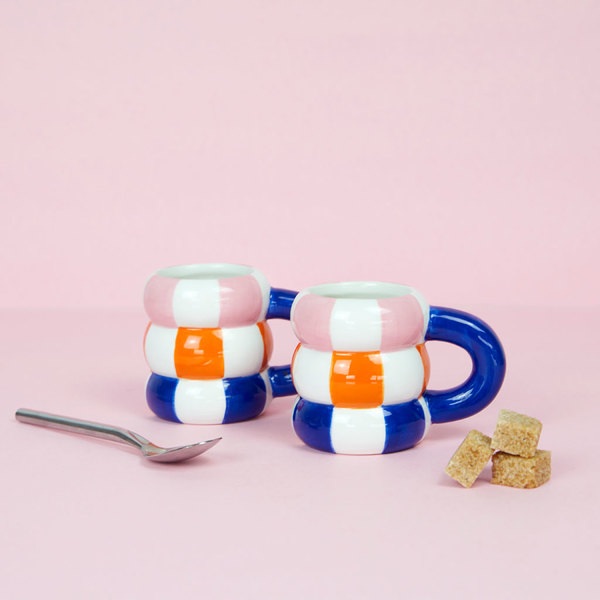 Balvi Kaffetassen-set Floats 2 Tassen in Form gestapelter Schwimmer Keramik 75 ml