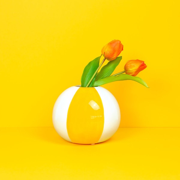 alvi Vaso da fiori Beach Ball Colore giallo A forma di pallone da spiaggia Ceramica 13,5x16,5x16,5 c