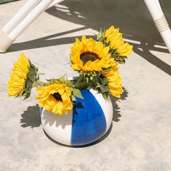 Balvi Vase Beach Ball Couleur bleu En forme de ballon de plage Céramique 13,5x16,5x16,5 cm