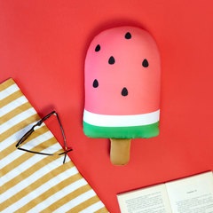 Balvi Coussin de plage Watermelon Popsicle Ergonomique avec attache à bouton-pression Polyester