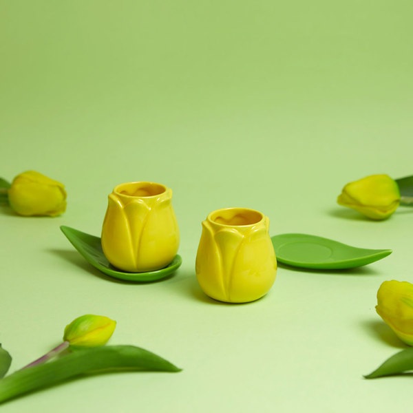 et di tazze da caffè Balvi Tulip Colore giallo/verde 2 tazze a forma di tulipano e 2 piatti a forma